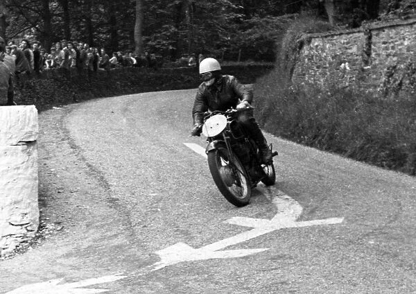 Bertie Goodman (Velocette) 1947 Junior TT