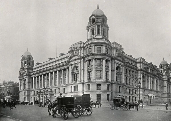 London: War Office, Whitehall (b  /  w photo)