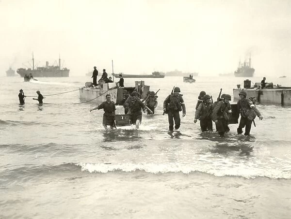 American Forces landing at Arzew, Algeria during Operation Torch