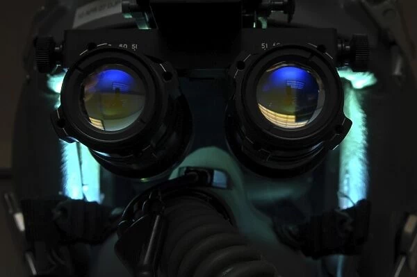 AN  /  AVS-9 Night Vision Goggles