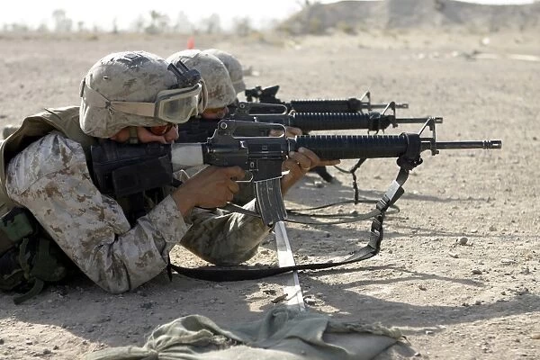 Marine fires their M16A2 service rifles
