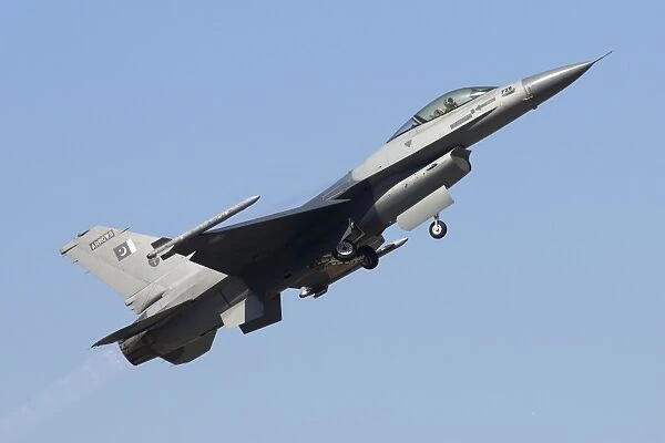 A Pakistan Air Force F-16A Block 15 performing at the Izmir Air Show, Turkey