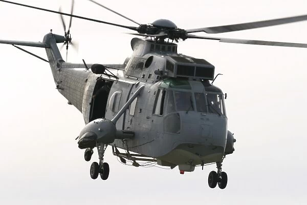 An SH-3D Sea King helicopter of the Spanish Navy