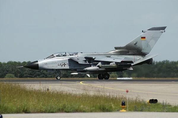 Tornado ECR of the German Air Force armed with HARM missile