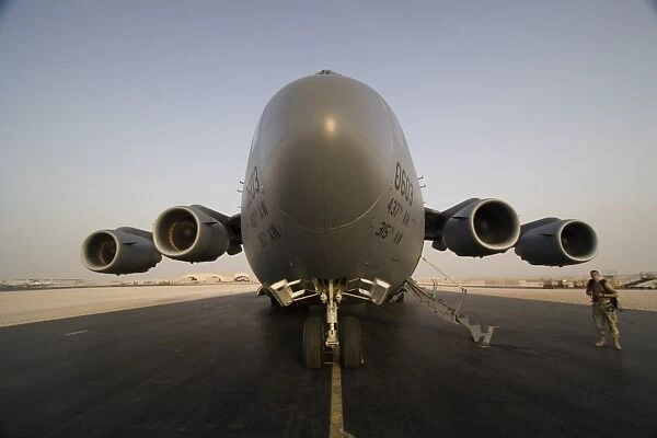 Wide angle view of the front end of a C-17 Globemaster III