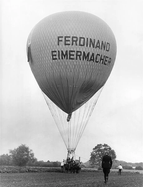 The Rise and Fall of the Ferdinand Eimermacher: Five interpid balloonists came down to