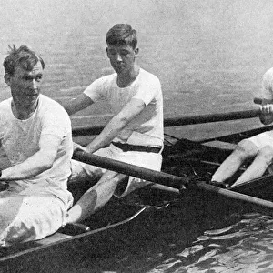 Blind soldiers regatta at Putney, WW1