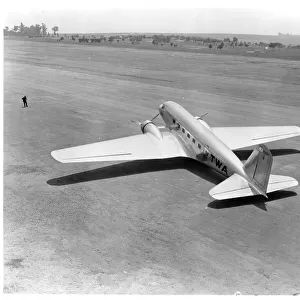 Douglas DC-1 N233Y