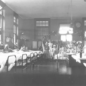 Nurses and patients in ward