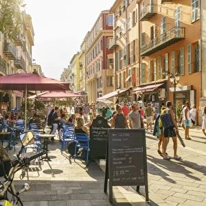 Street in the Old Town, Vieille Ville, Nice, Cote d Azur, Alpes-Maritimes, French Riviera