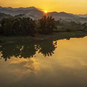 Asia, Vietnam, Northern, Lang Song Province, Ky Cung river at sunset (DM)