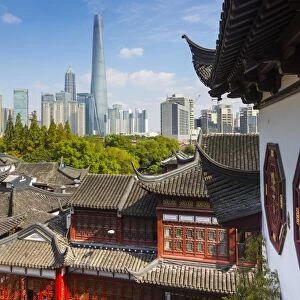 YuYuan Gardens and Bazaar with the Shanghai Tower behind, Old Town, Shanghai, China
