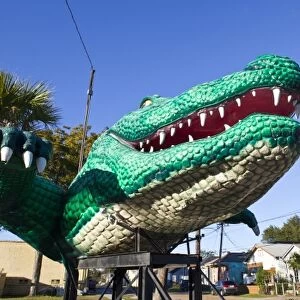 USA, Louisiana, New Orleans. Big Alligator statue, Algiers