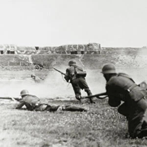 WORLD WAR II. German army tactical exercises