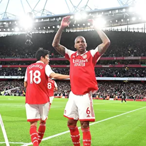 Arsenal's Triumph: Magalhaes Scores the Third Goal Against Liverpool in the 2022-23 Premier League