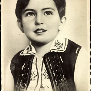 Ak Prince Simeon of Bulgaria as a child, jacket, collar (b / w photo)