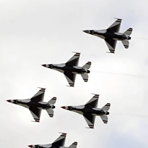 The Thunderbirds form a 6-ship Delta formation