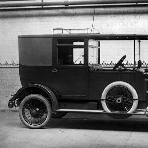 1915 Daimler 20hp WD staff limousine. Creator: Unknown