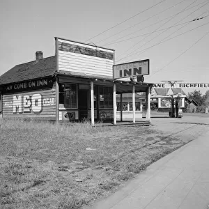 Cafe on U. S. 99, formerly the "Oasis", Centralia, Lewis County, Washington, 1939. Creator: Dorothea Lange