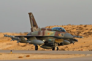 An F-16I Sufa of the Israeli Air Force taxiing on the runway An F-16I Sufa of the Israeli Air Force taxiing on the runway